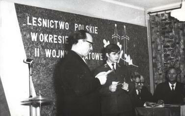 087-uczeń A. Kaźmierczak zycięża w Konkursie Czytelniczym w Białowieży