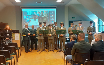 Zdjęcie do SYGNALIŚCI NA KONFERENCJI NAUKOWEJ W OBRZYCKU